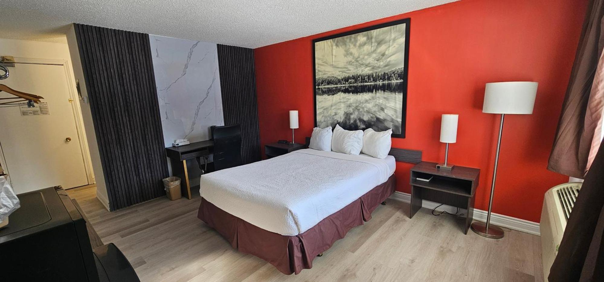 Super 8 By Wyndham Kirkland Lake מראה חיצוני תמונה